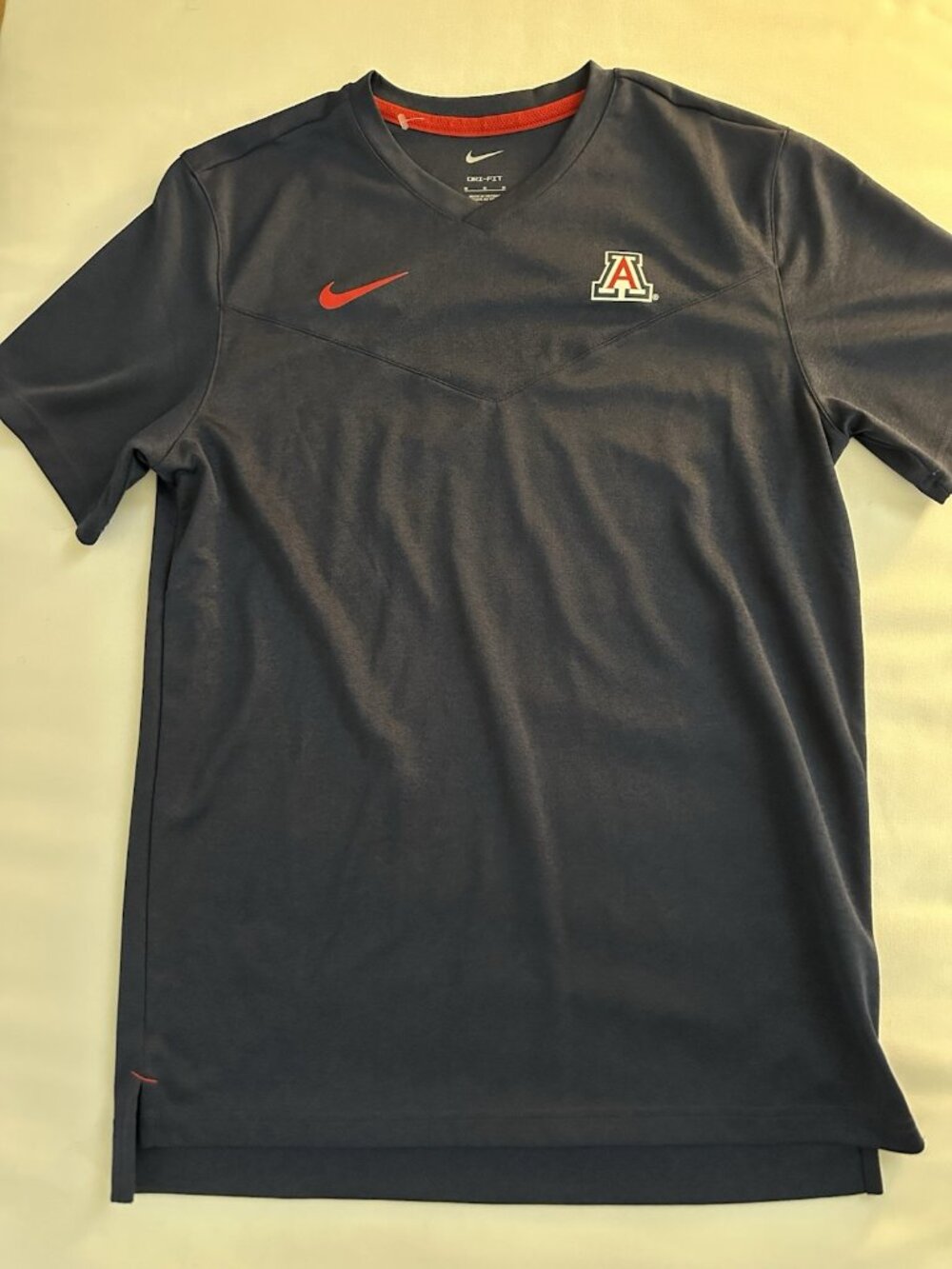 Nike Univ of Arizona Wildcats Sideline On-Field Dri-Fit T-shirt Medium NWOT